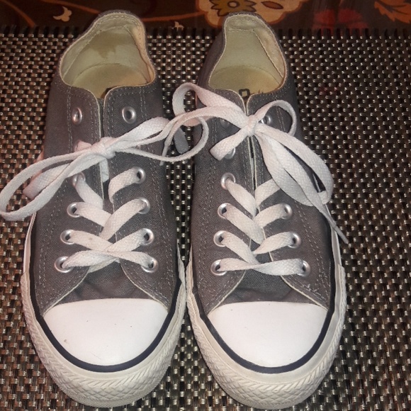 Converse Shoes - Converse tennis shoes